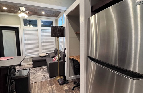 Franklin Cabin | Charming Tiny Home with WiFi and AC in beautiful Cowee Valley Franklin Nc