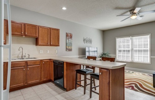 Johnson City House | Charming Townhome - 2 story, 2 bd, 2 bath, 1 car garage. No smoking. No pets.