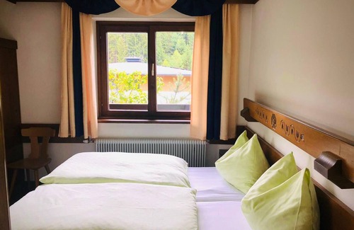 Goldegg Bed & Breakfast | Charming traditional Austrian bed & breakfast in Goldegg