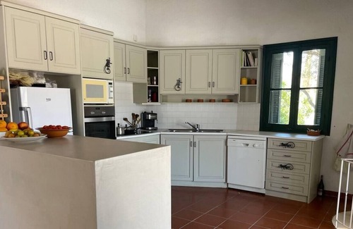 Korissia House | Charming two bedroom fisherman's house on Kea
