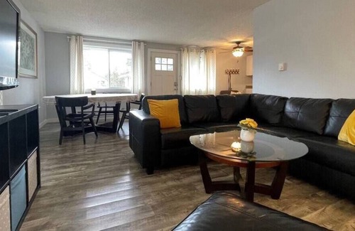 Lakewood Apartment | Charming Updated Apartment #4