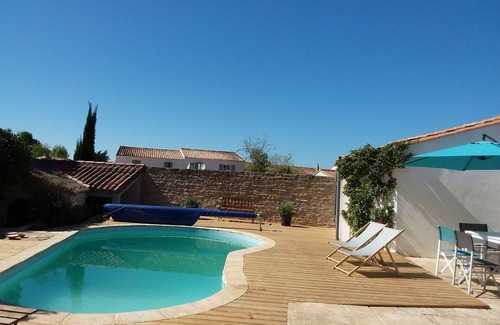 Le Bois-Plage-en-Re Villa | Charming villa with heated pool