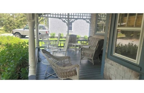 East Chop House | Charming, Victorian in East Chop
