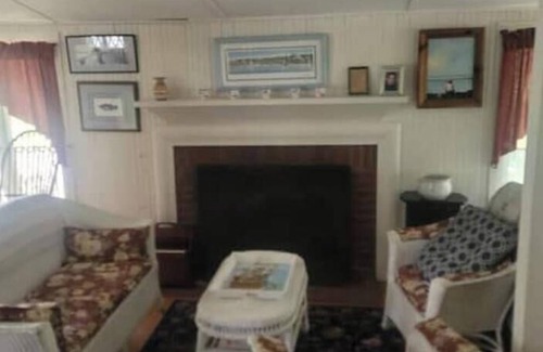East Chop House | Charming, Victorian in East Chop