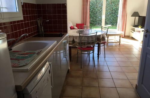 Bormes-Les-Mimosas Villa | Charming villa - 3 stars- in Bormes in property with swimming pool -Jujube NEW