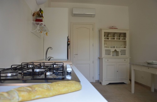 Palermo Villa | Charming villa with pool in Mondello, luxury, comfort, relaxation, beach and tennis!