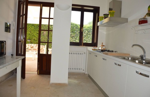 Palermo Villa | Charming villa with pool in Mondello, luxury, comfort, relaxation, beach and tennis!