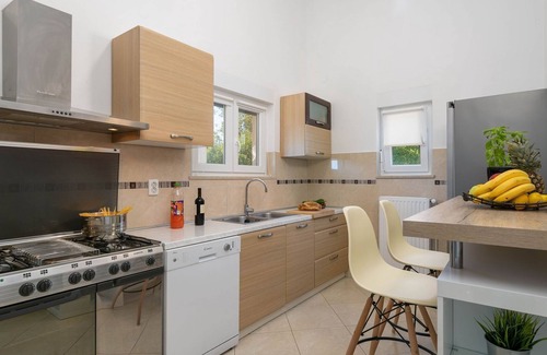 Prodol House | Charming villa with private pool, sundbeds