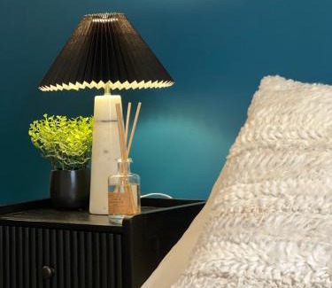 Windsor City Centre House | CHARMING WINDSOR COTTAGE, INCREDIBLE Location, Castle Doorstep
