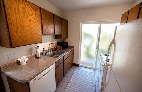 East Central House | Charming3Bdrm ●Great Location ●Award Winning Beds