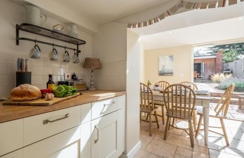 Burnham Market House | Charnwood Cottage