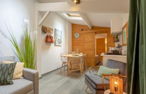 Saint - Aubin - Dupuy Apartment | Chartreuse, clim, parking, terrasse au calme