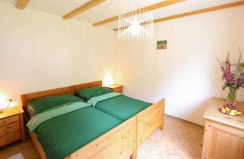 Martina Apartment | Chasa Betty - Im Garten der drei Länder