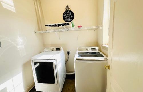 Pine Grove Apartment | Chateau 12