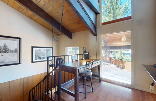 Mammoth Lakes Condo | Chateau Blanc 25 Cozy with Gorgeous Mountain Views, On the Shuttle Route, by RedAwning