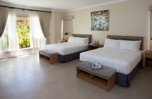 Lapu-Lapu Resort | Chateau By The Sea