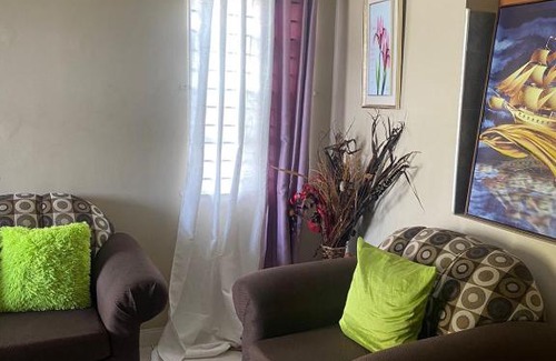 Spanish Town House | Chateau De Jacaranda