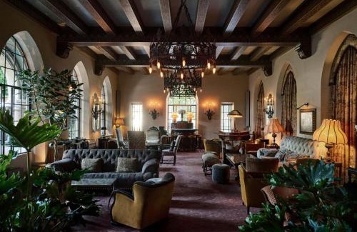 Hollywood Hills West Hotel | Chateau Marmont