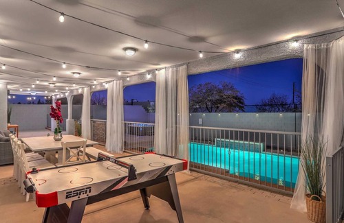Mission Hills House | Chateau Sunset Vegas | Pool, Jacuzzi, Billiards