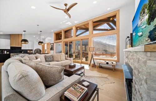 Banner Elk House | Chateau Woof