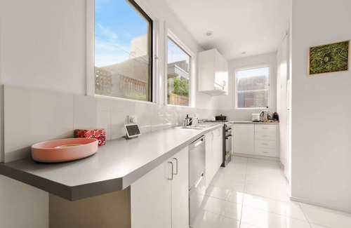 Prahran House | 'Chateau York' - Relaxed Prahran Family Home