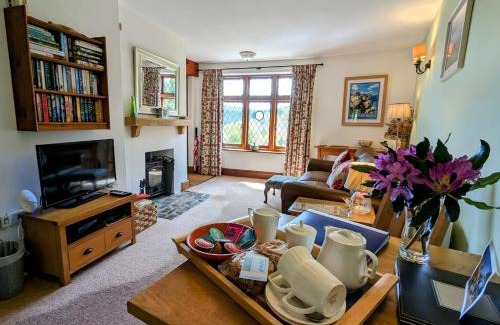 Trentishoe House | Chauffeur’s Cottage Martinhoe