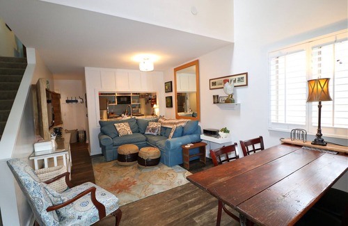 Chautauqua Condo | Chautauqua Institution: Centrally located 2nd floor condo, adjacent to Bestor Plaza!