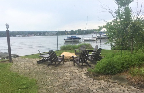 Stow House | Chautauqua Lake Front home w/75' of lakefront