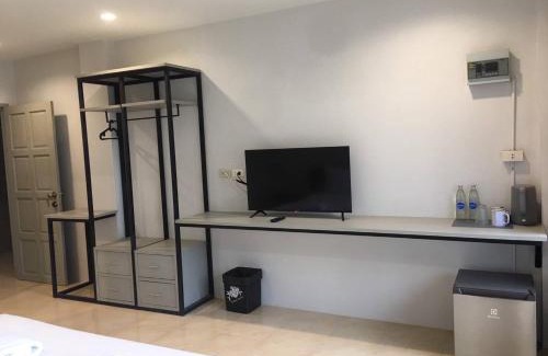 Chaweng City Center Hotel | Chaweng Terrace