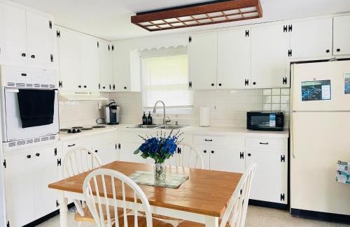 Homosassa House | Chazzdoorway 2rooms 1 bathroom Duplex