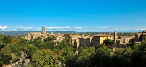 Colle di Val d'Elsa Apartment | Cheap Apartment in The Old Village