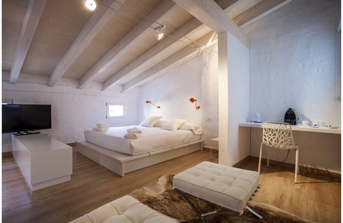 Ciutadella de Menorca Hotel | Cheap & Chic Hotel