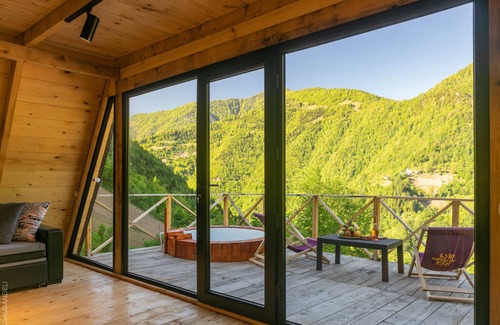 Khulo Cottage | Check Inn Merisi