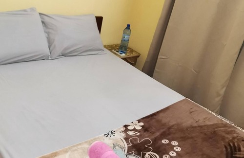 Wolmar House | Cheerful 4-bedrooms Beachfront Home Flic en Flac
