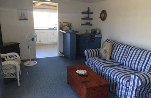 Marin County Cottage | Cheerful Cottage on Marsh. Great location between San Francisco & Wine Country!