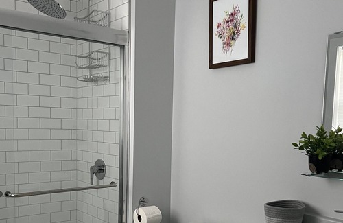 Lower Sackville House | Cheerful & Modern 3bedroom townhouse w/Patio & Parking