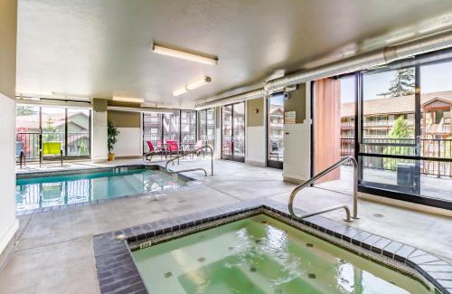 Chelan Apartment | Chelan Resort Suites Sunny Livin 111