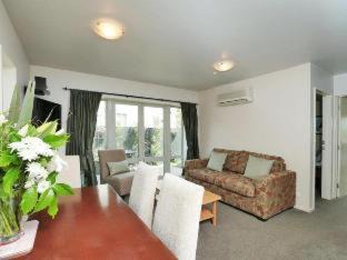 Nelson Hotel | Chelsea Park Motor Lodge