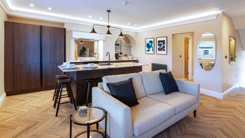 Harrogate City Centre Apartment | Cheltenham Loft