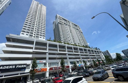 Kampung Bukit Dukong Apartment | Cheras Trader Park By JR