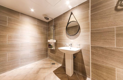 Hwanggeum-dong Hotel | Cherish Hotel