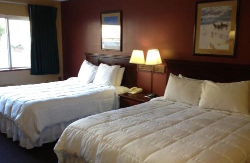 Cherokee Hotel | Cherokee Grand Hotel
