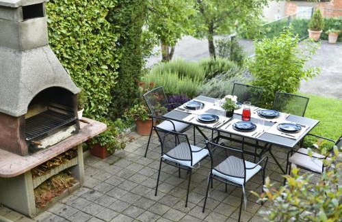 Zagreb Apartment | Cherry Flower - suburban area Zagreb