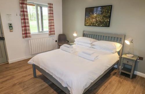 Cowbridge House | Cherry
