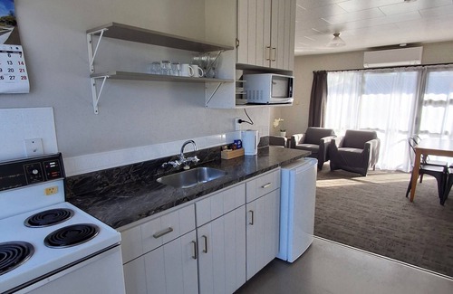 Havelock North Hotel | cherry grove motel