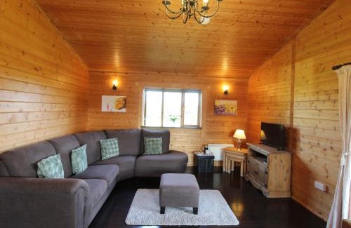 Bodmin House | Cherry Lodge