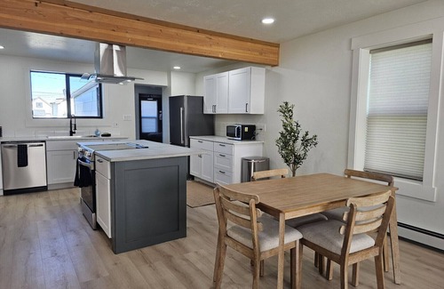 Anaconda House | Cherry St Charmer – Fully Renovated & Furnished!