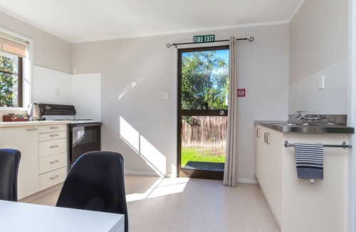 Blenheim Hotel | Cherylea Motel