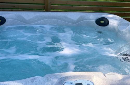 Bexhill-on-Sea Cabin | Chestnut Meadow Country Park