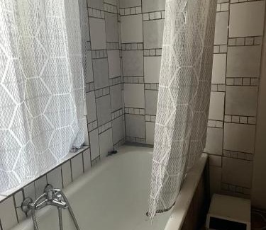 Saint-Germain-dEsteuil Bed & Breakfast | Chez Amélie